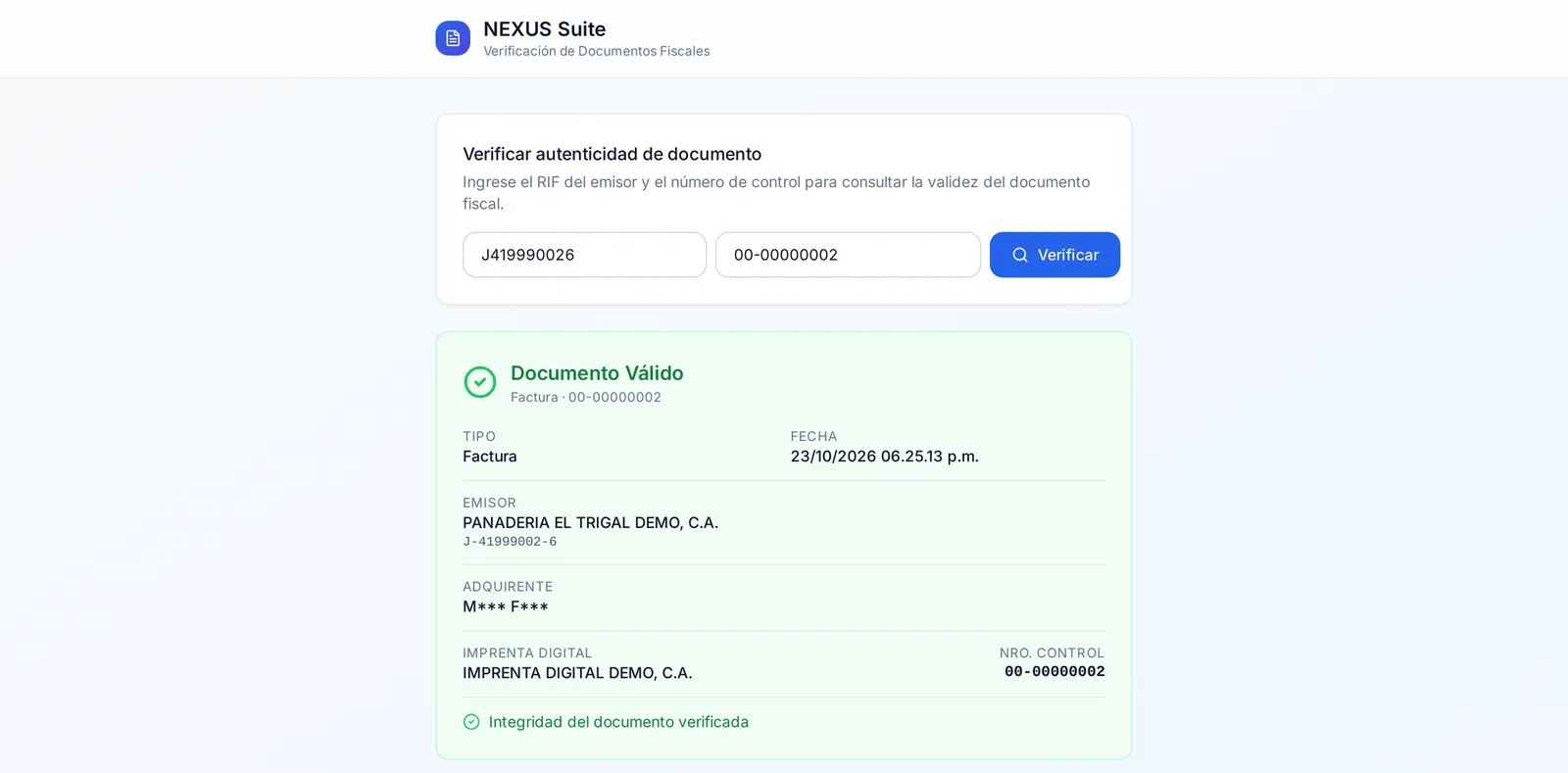 Página pública de verificación de NEXUS Suite: con el RIF del emisor y el número de control, el sistema muestra que la factura es un documento válido y que su integridad fue verificada.